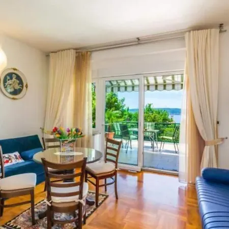 וילה Beautiful Ana With Sea View In Crikvenica קריקווניצה