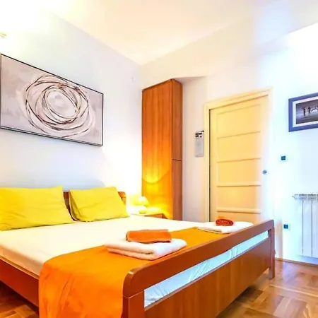 וילה Beautiful Ana With Sea View In Crikvenica