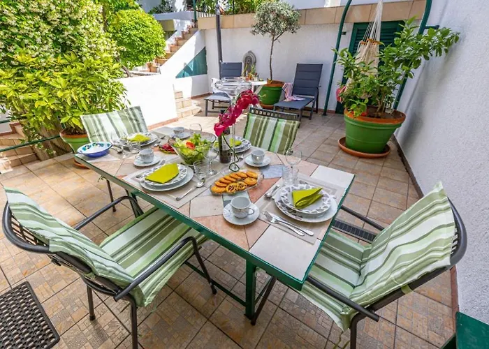 Villa Beautiful Ana With Sea View In *