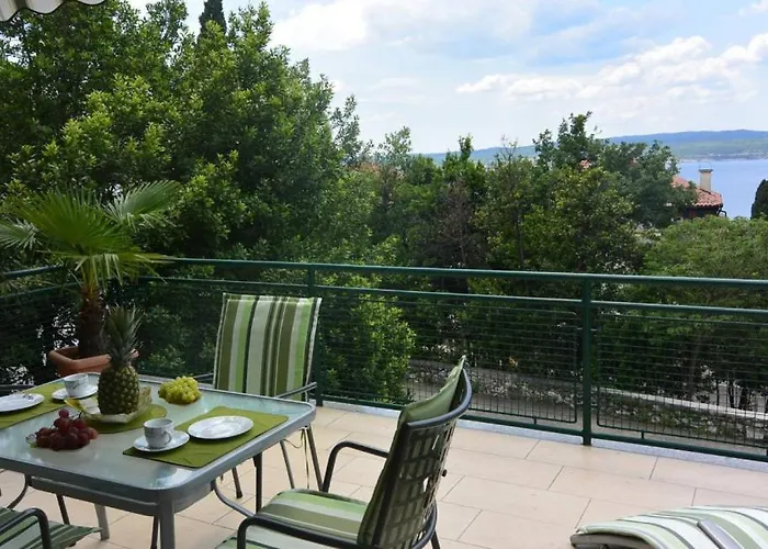 Villa Beautiful Ana With Sea View In Crikvenica